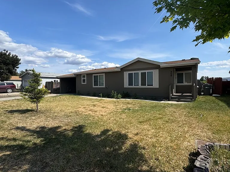 408 Alpine Dr — Photo 2