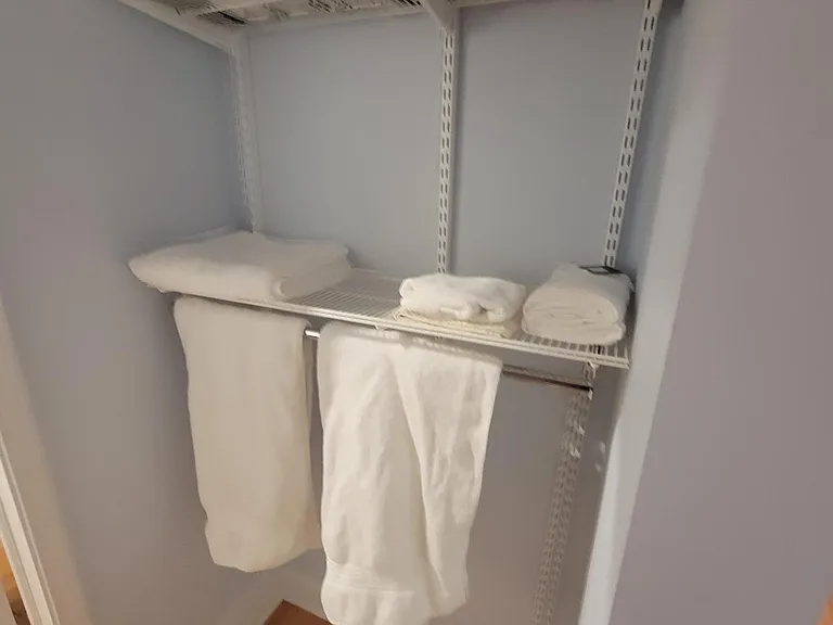 630 N State St #1201 — Photo 17
