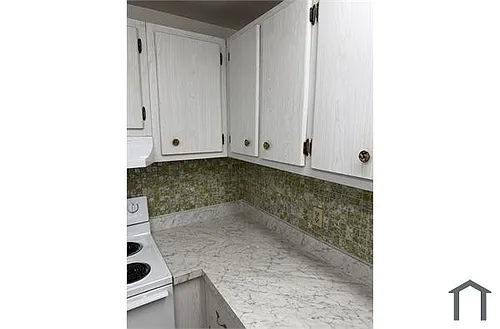 510 W Blue Heron Blvd #3 Photo 1