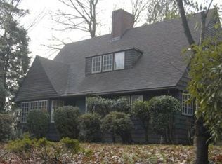 7325 SW Brier Pl, Portland, OR 97219