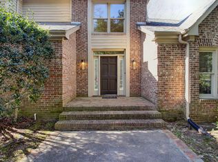 9512 Hunting Ct, Matthews, NC 28105