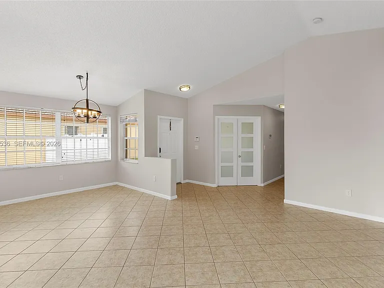 363 NW 158th Ave — Photo 4