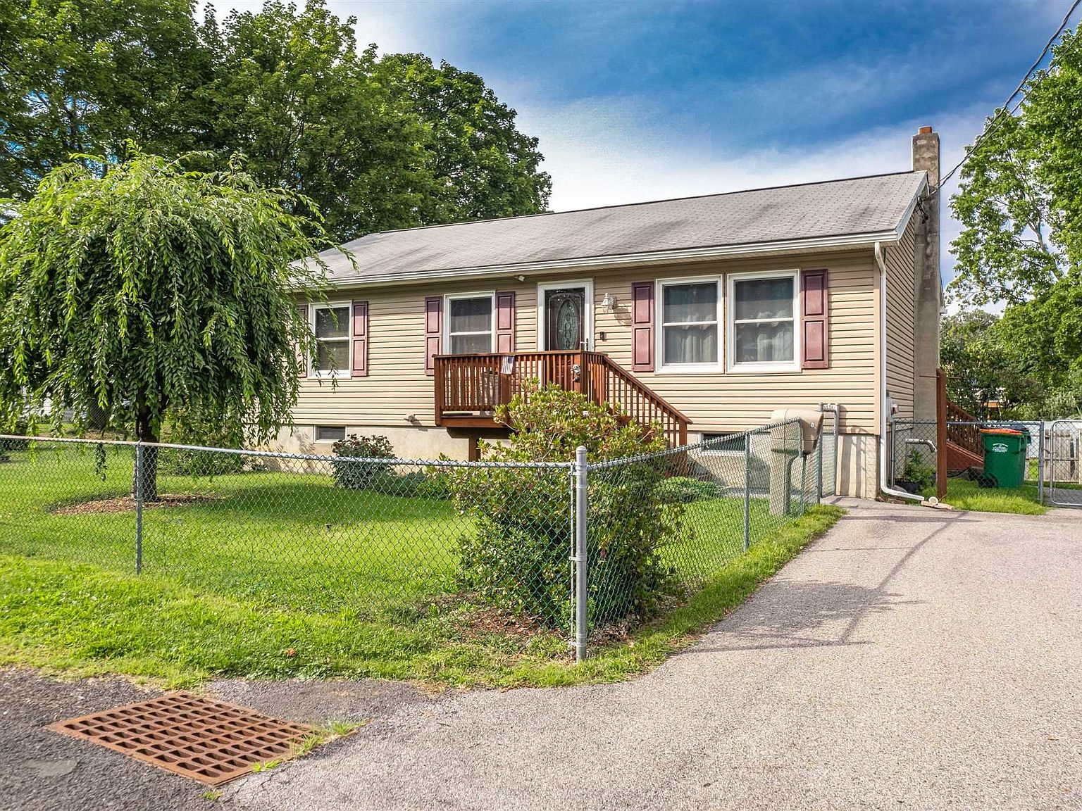 8 Beskin Pl, Beacon, NY 12508 Zillow