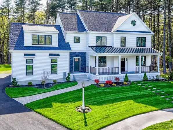 7 Diane Ln, Westford, MA 01886