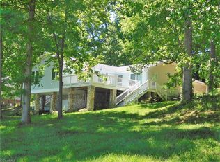 513 Stone Creek Dr, Lexington, NC 27292