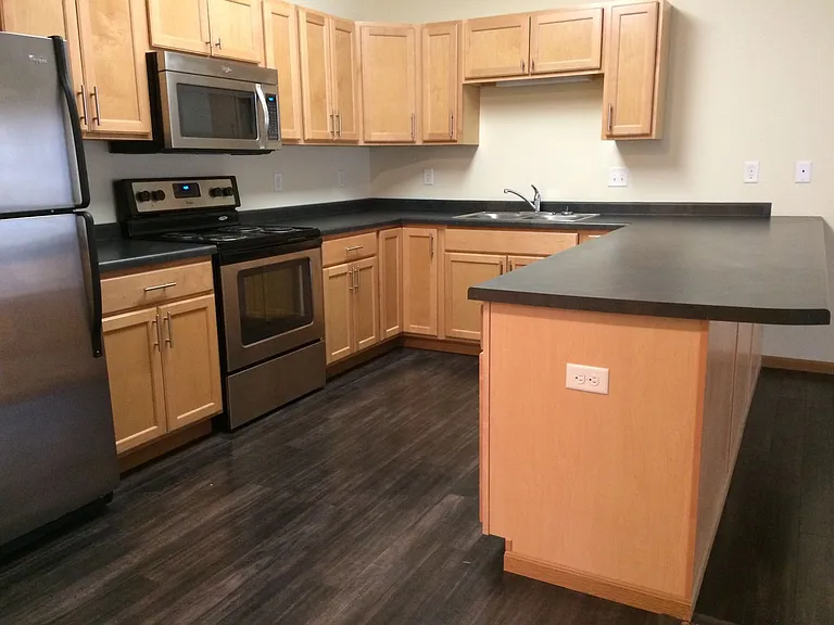 West Lake II Apartments — Photo 45
