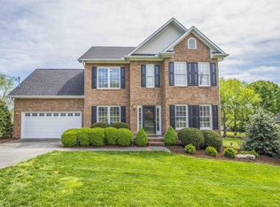 824 Tate Trotter Rd, Powell, TN 37849