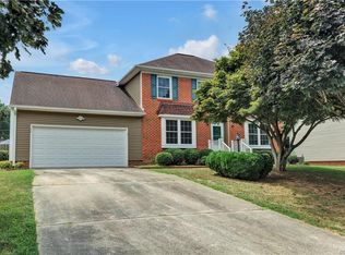 1325 Riveroaks Dr, Colonial Heights, VA 23834