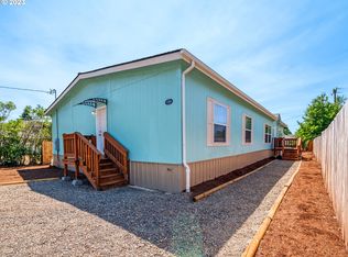 1504 7th St, Springfield, OR 97477