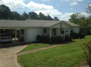 1830 Bess Town Rd, Bessemer City, NC 28016