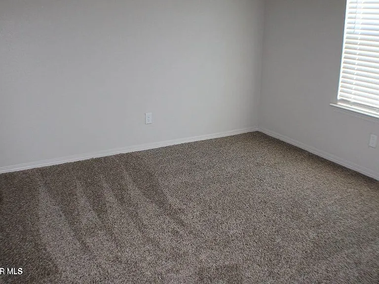 7425 Norte Mesa Ln — Photo 17