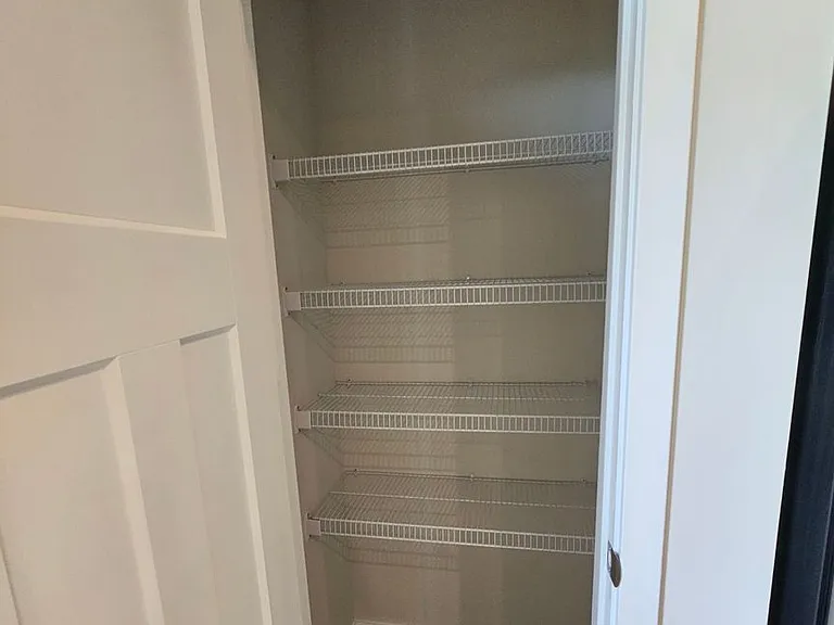 303 Golan Cir #B — Photo 15