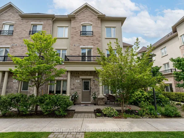 27 Coneflower Cres #31, Toronto, ON M2R 0A5