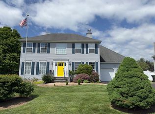 11 Crossing Dr, Flanders, NJ 07836
