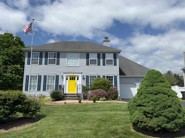 11 Crossing Dr, Flanders, NJ 07836