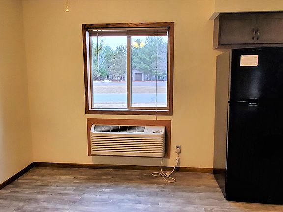 5th image of 2706 Bongey Dr APT 2