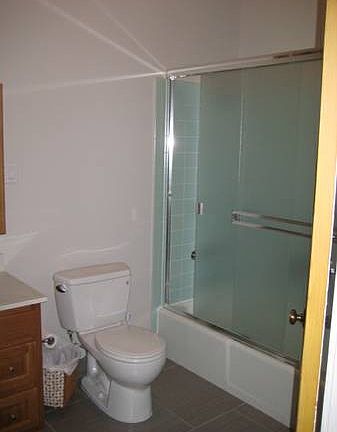 2nd image of 3923 24th St