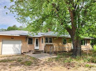 27376 Durant St NE, Isanti, MN 55040