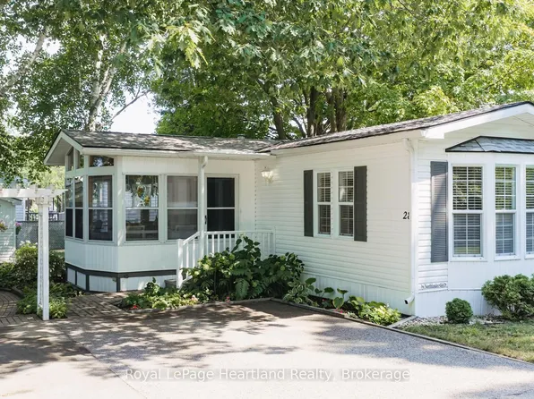 28 Iroquois Ln, Ashfield Colborne Wawanosh, ON N7A 3Y2