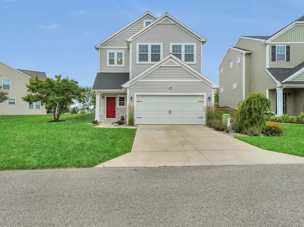 1288 Highland Hill Dr SE, Lowell, MI 49331