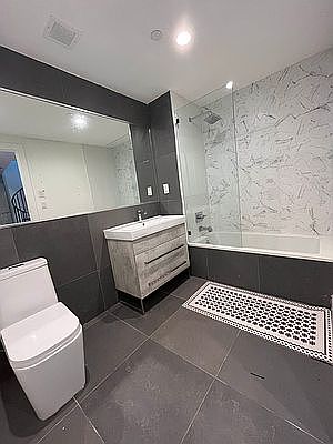 3rd image of 363 Winthrop St #5B