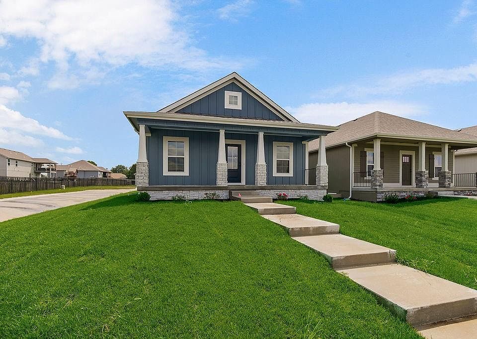 1st image of 1600 Cottonwood Creek Ave #9