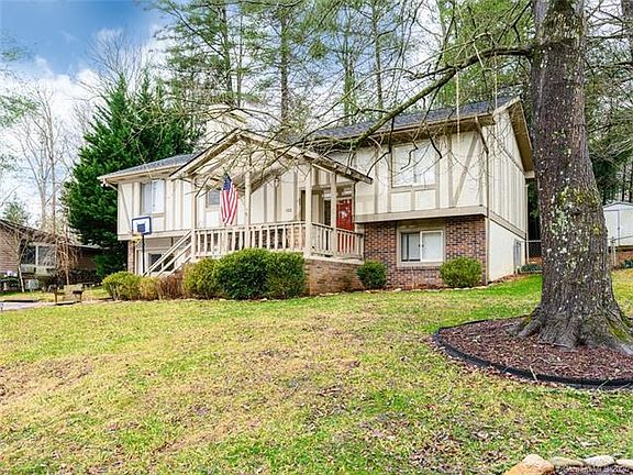 5th image of 122 Scarlet Dr