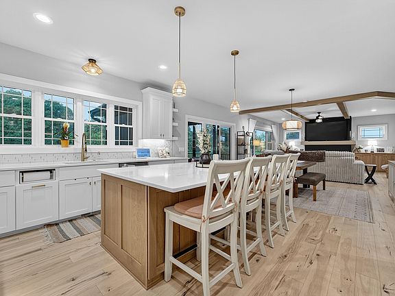 5th image of 6359 Forest Park Dr