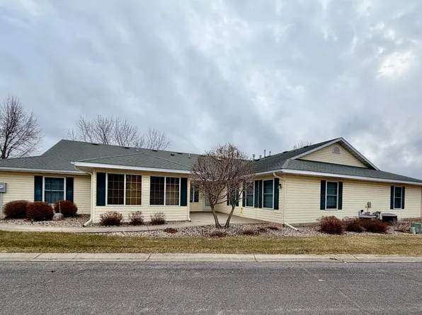 623 Hudson Dr, Paynesville, MN 56362