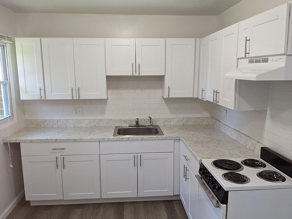 1st image of 1409 Colony Park Dr