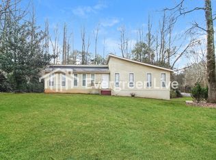 104 Longstreet Cir, Oxford, GA 30054