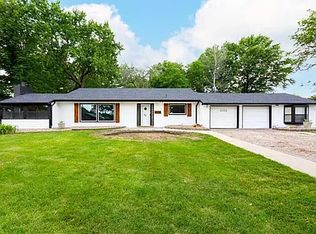 1028 28th St, West Des Moines, IA 50266