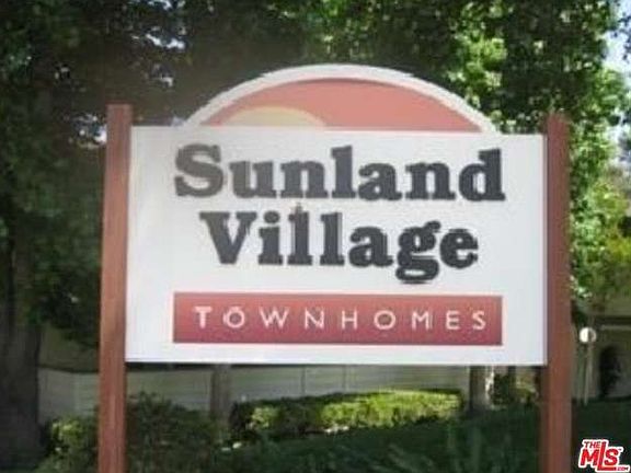 2nd image of 10520 Sunland Blvd Unit 2