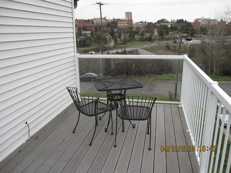 220 SE Gladstone St #2 — Photo 10