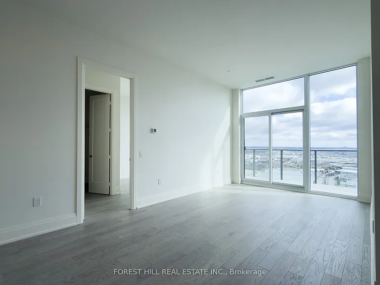 27 Korda Gate #Penthouse 108 — Photo 18