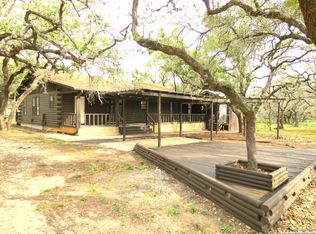 207 Misty Bnd, Floresville, TX 78114