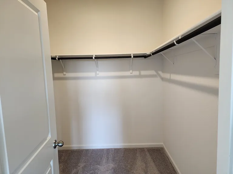 4921 Weymouth Dr — Photo 7
