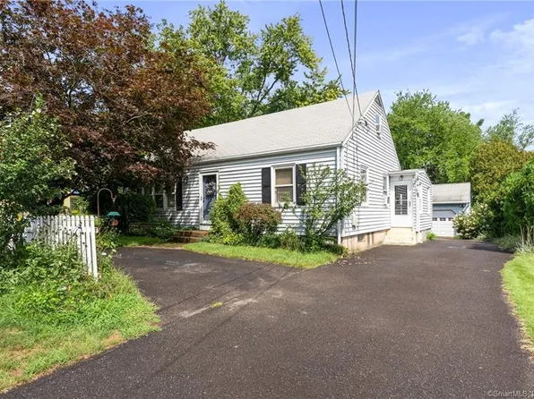 27 Magnolia Lane, Berlin, CT 06023