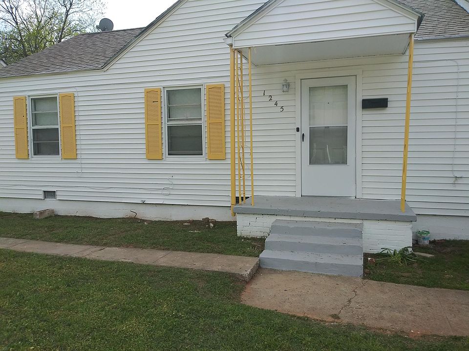 1st image of 1245 Windemere Dr