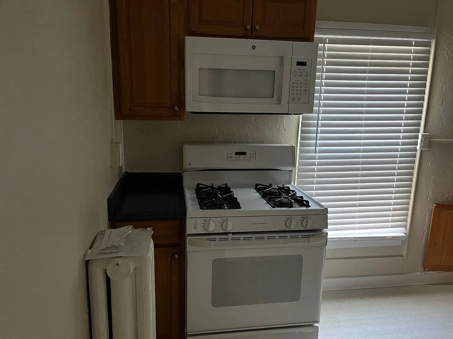 149 E Middle Street — Photo 3