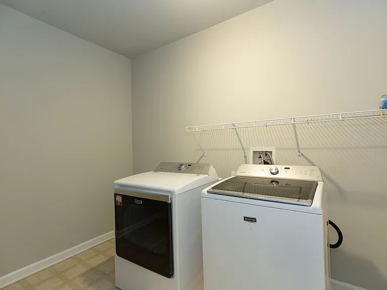 305 Lewisburg Ln — Photo 27