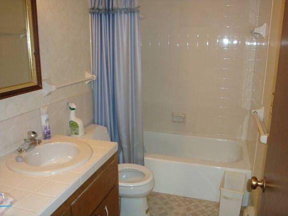 full bathroom