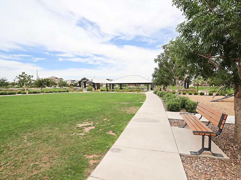 2250 E Kelly Dr — Photo 46