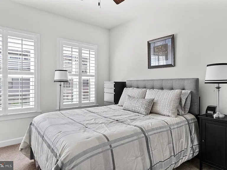 43386 Whitehead Ter — Photo 25