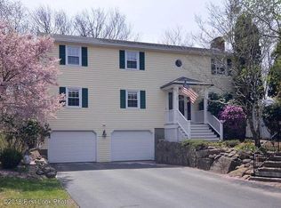 9 Aurora Rd, East Greenwich, RI 02818