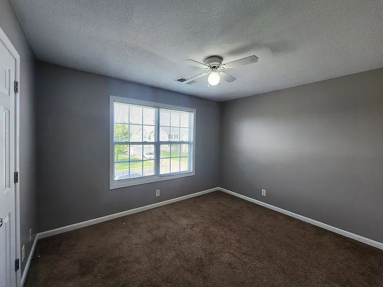 112 N Cavalcade Cir — Photo 19