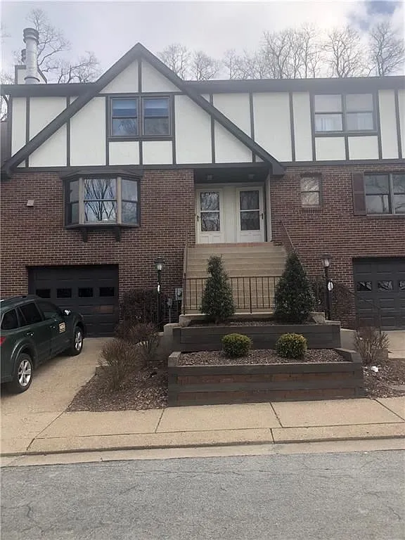 502 Forest Ridge Dr photo 1
