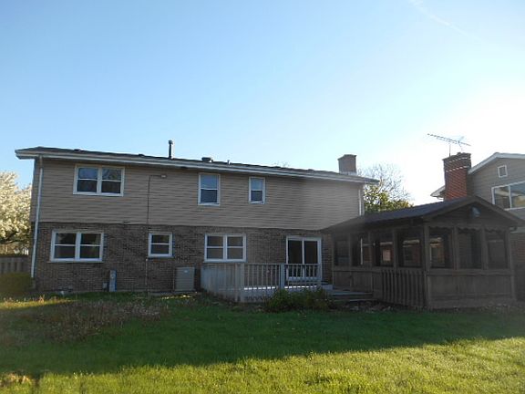 2nd image of 603 E Independence Ct