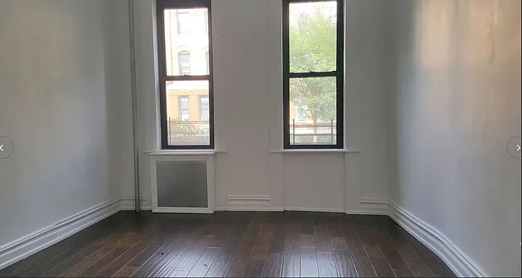 Rented by Chous Realty Group Inc | media 2