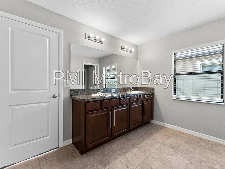 9703 Sage Creek Dr — Photo 9